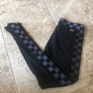 ALALA CHECKERED SIDE LEGGINGS